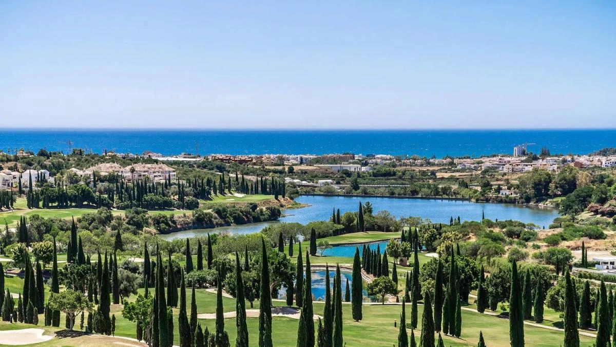 Villa for sale in Benahavís
