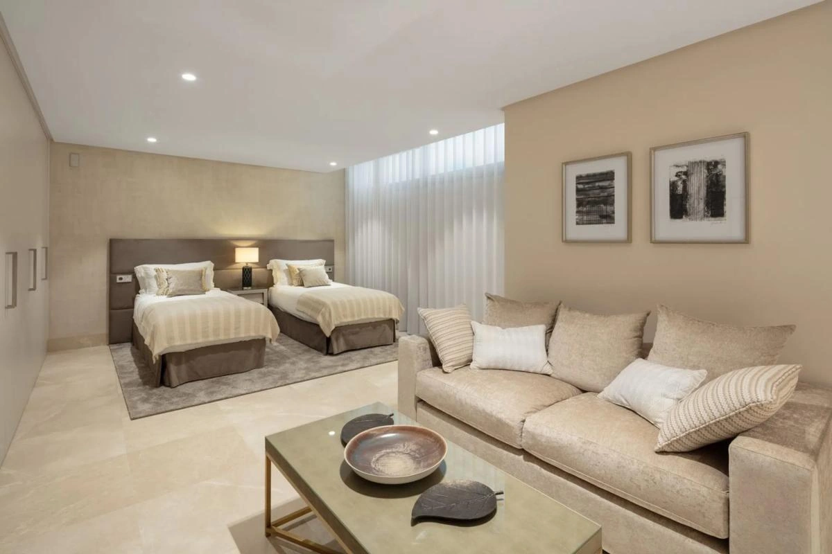 Villa for sale in Benahavís