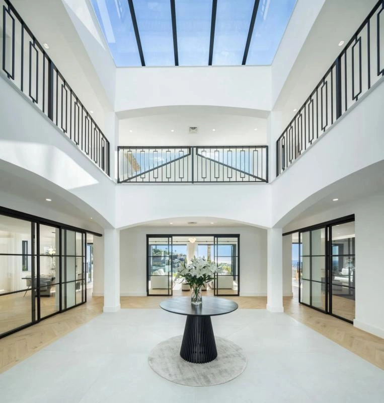 Villa for sale in Benahavís