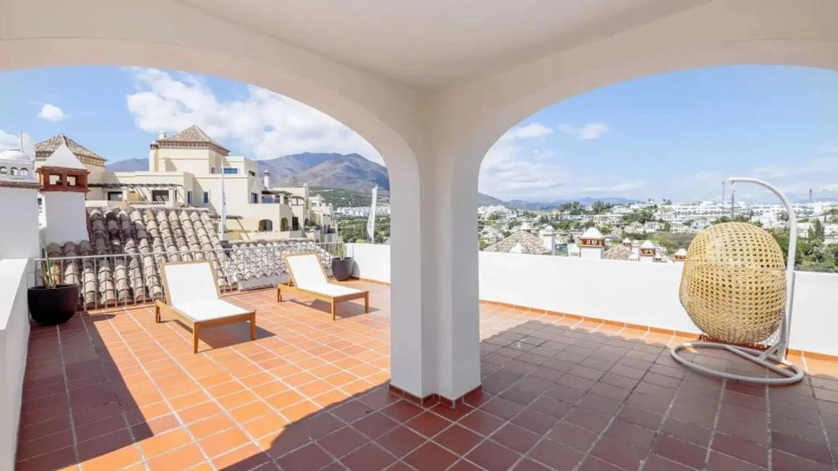 Casa adosada en venta en Estepona