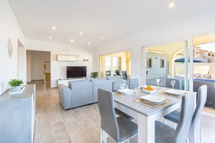 Villa en Venta en Casanova, Calpe, Alicante