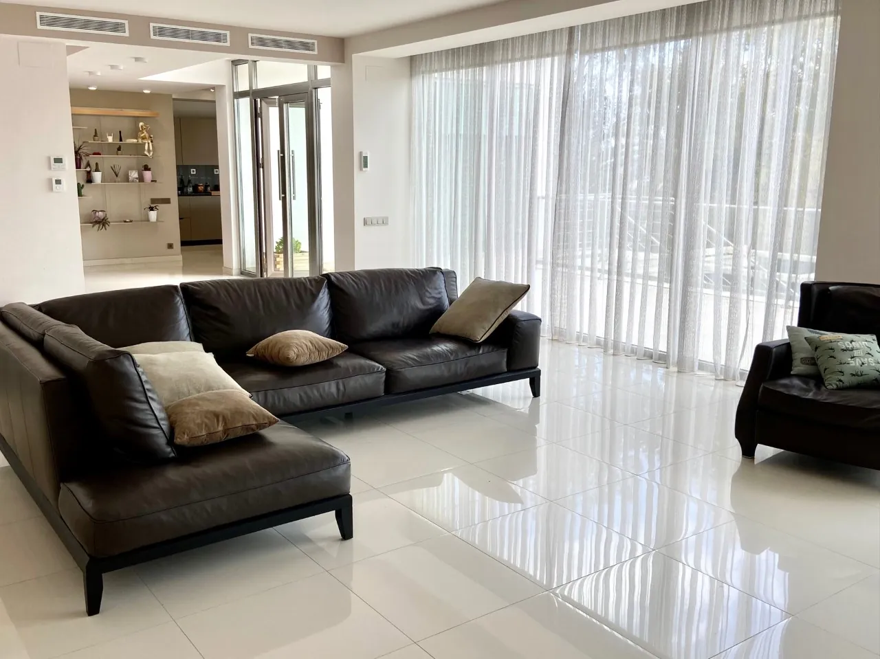 Exclusiva villa mediterránea con vistas al mar