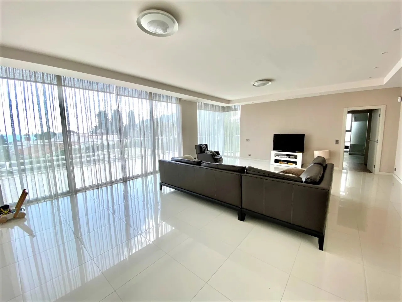 Exclusiva villa mediterránea con vistas al mar