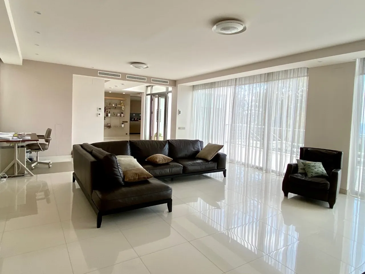 Exclusiva villa mediterránea con vistas al mar