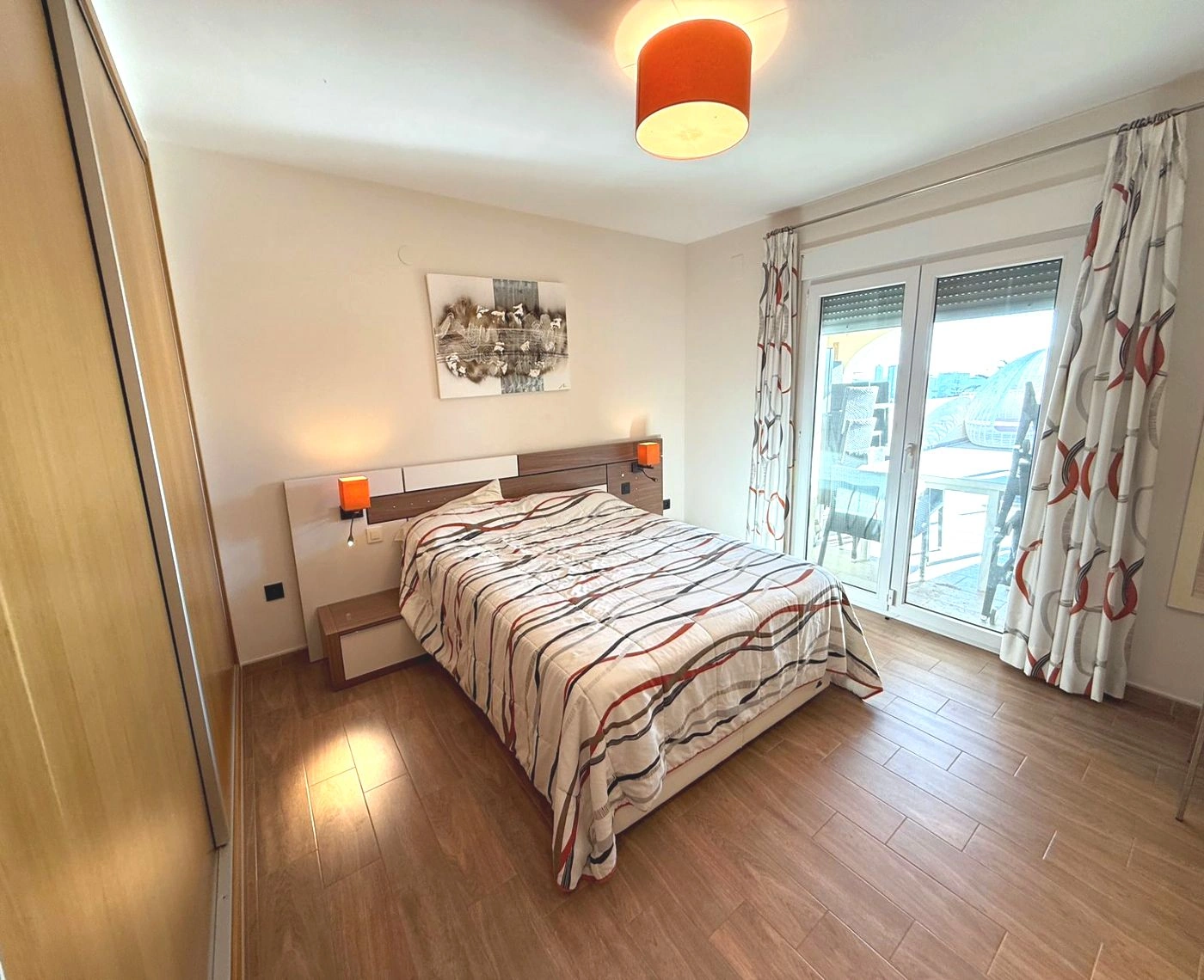 Elegante villa con piscina y privilegiadas vistas al Peñón de Ifach
