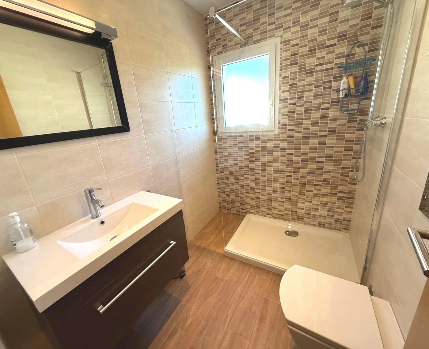 Elegante villa con piscina y privilegiadas vistas al Peñón de Ifach