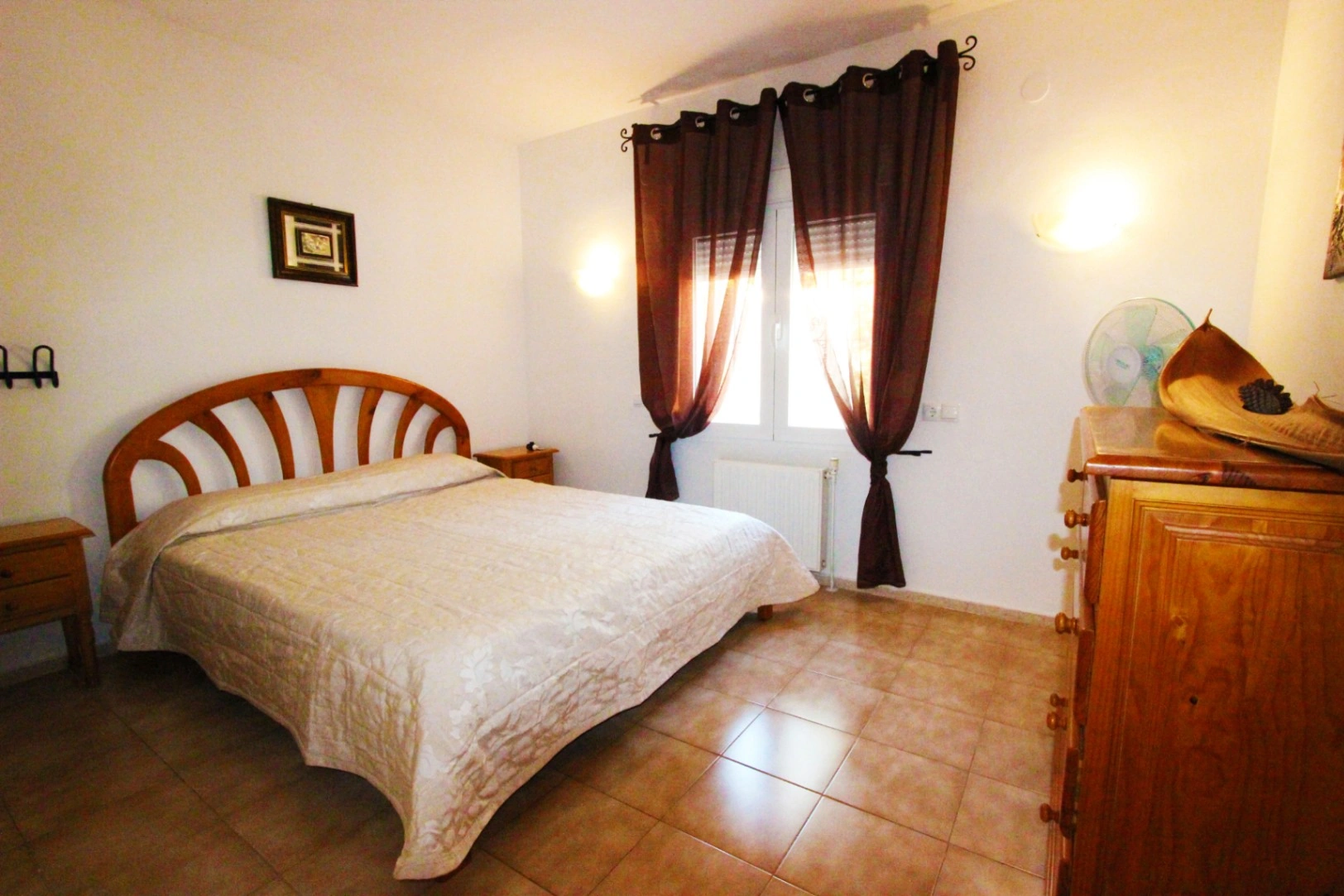 Villa de 3 dormitorios con vistas al mar y a las montañas