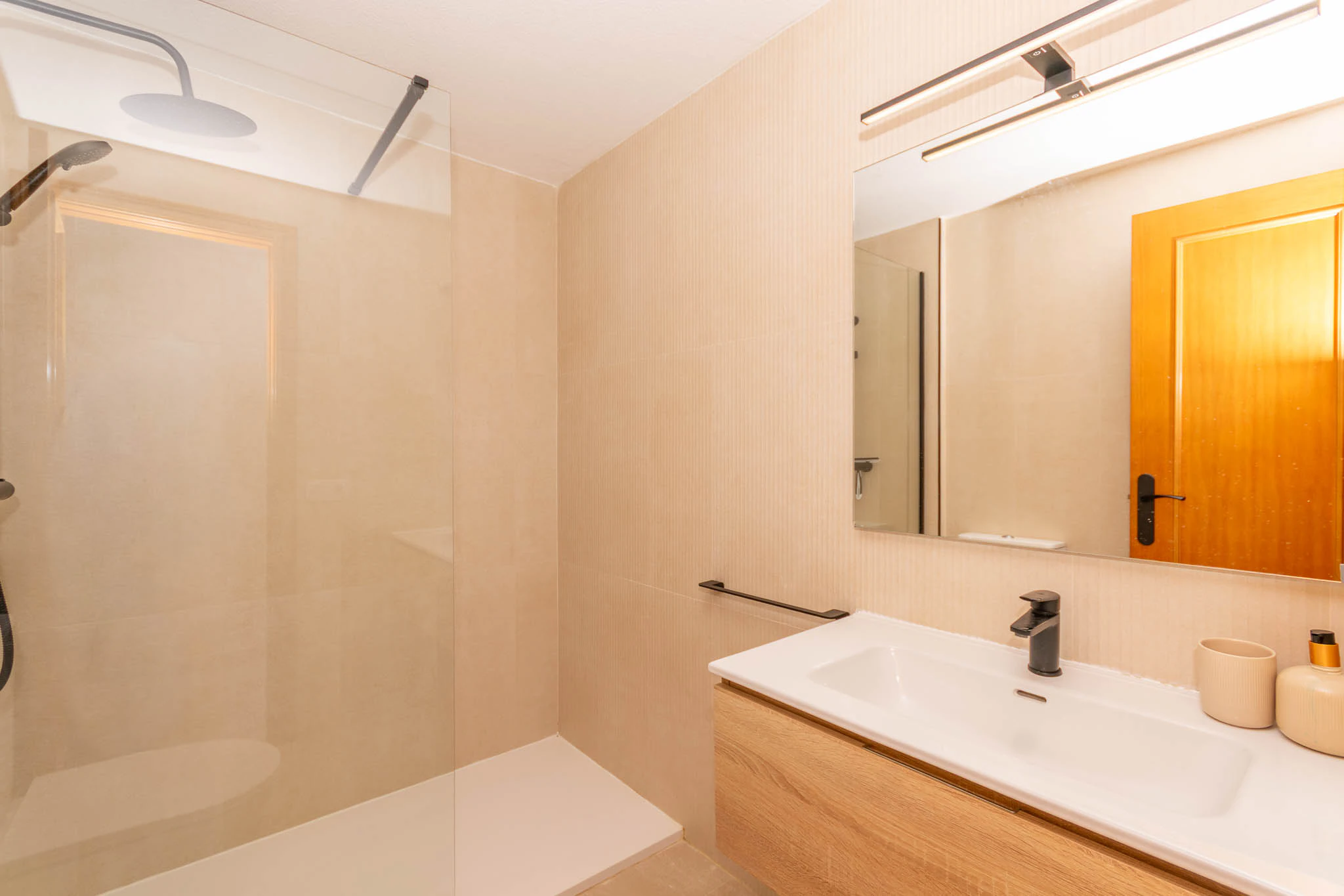 APARTAMENTO REFORMADO EN LA FOSSA CON VISTAS AL MAR