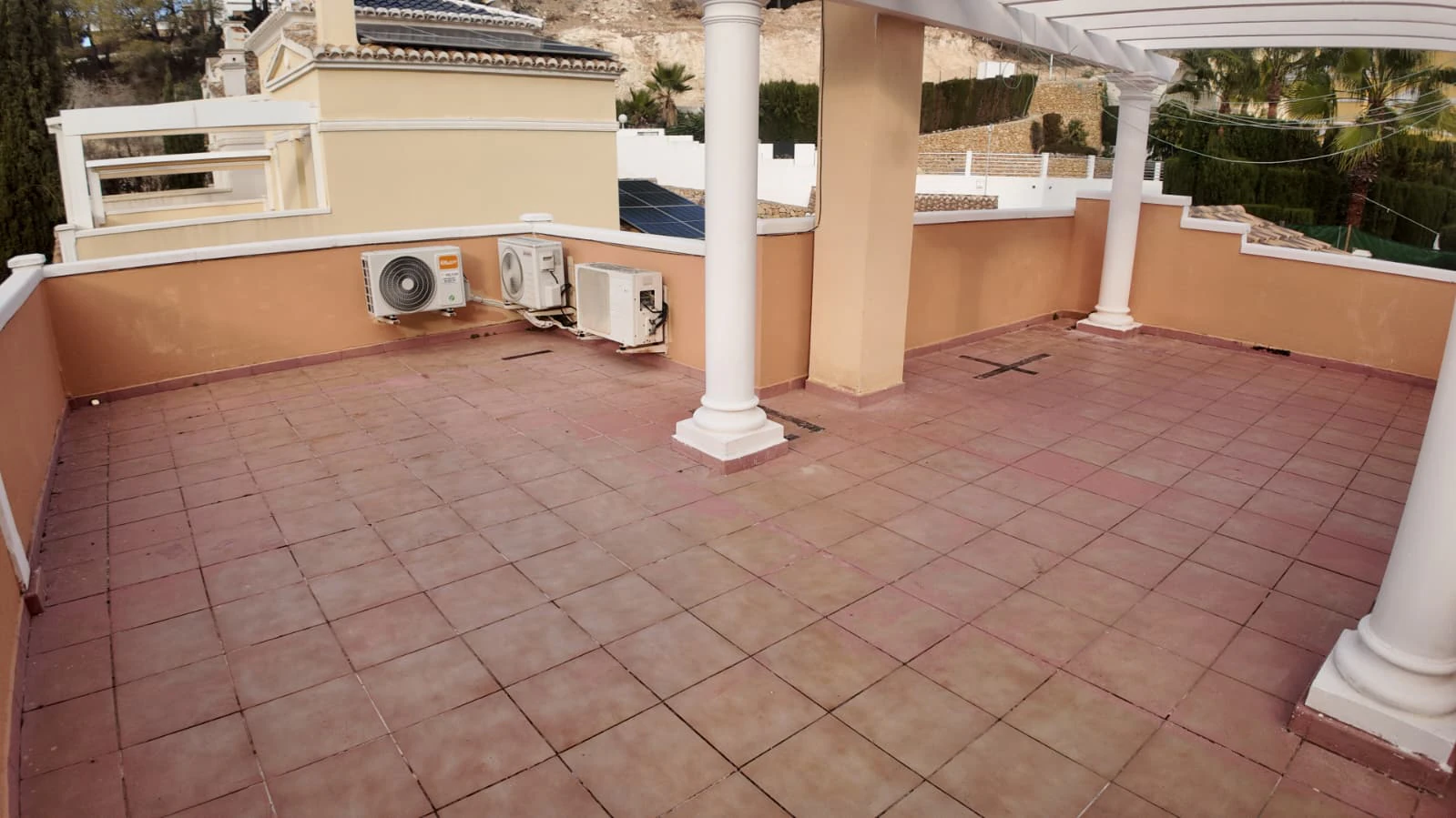 ENCANTADOR BUNGALOW