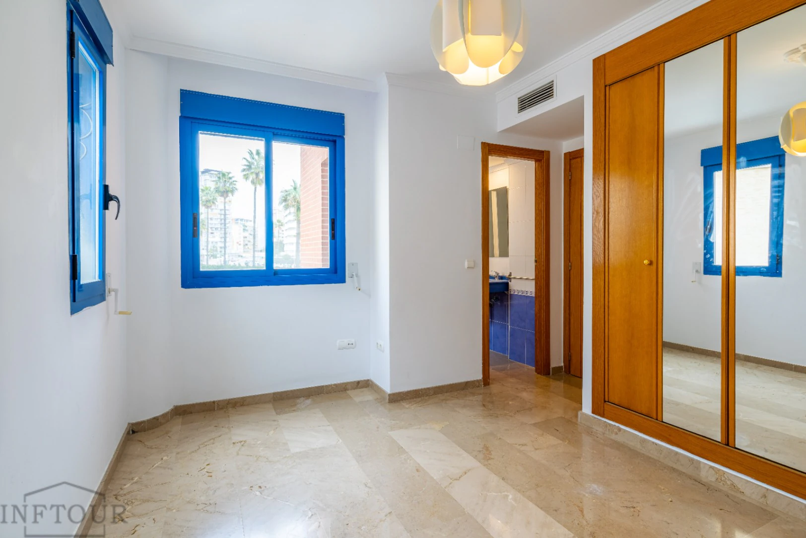 Apartamento en Calpe a 150 m de la Playa de la Fossa con gran terraza y vista parcial al mar