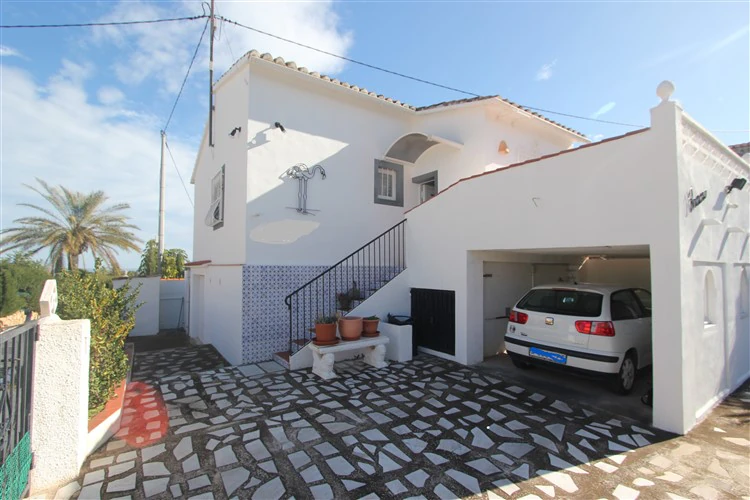 Villa cerca de la playa de Levante