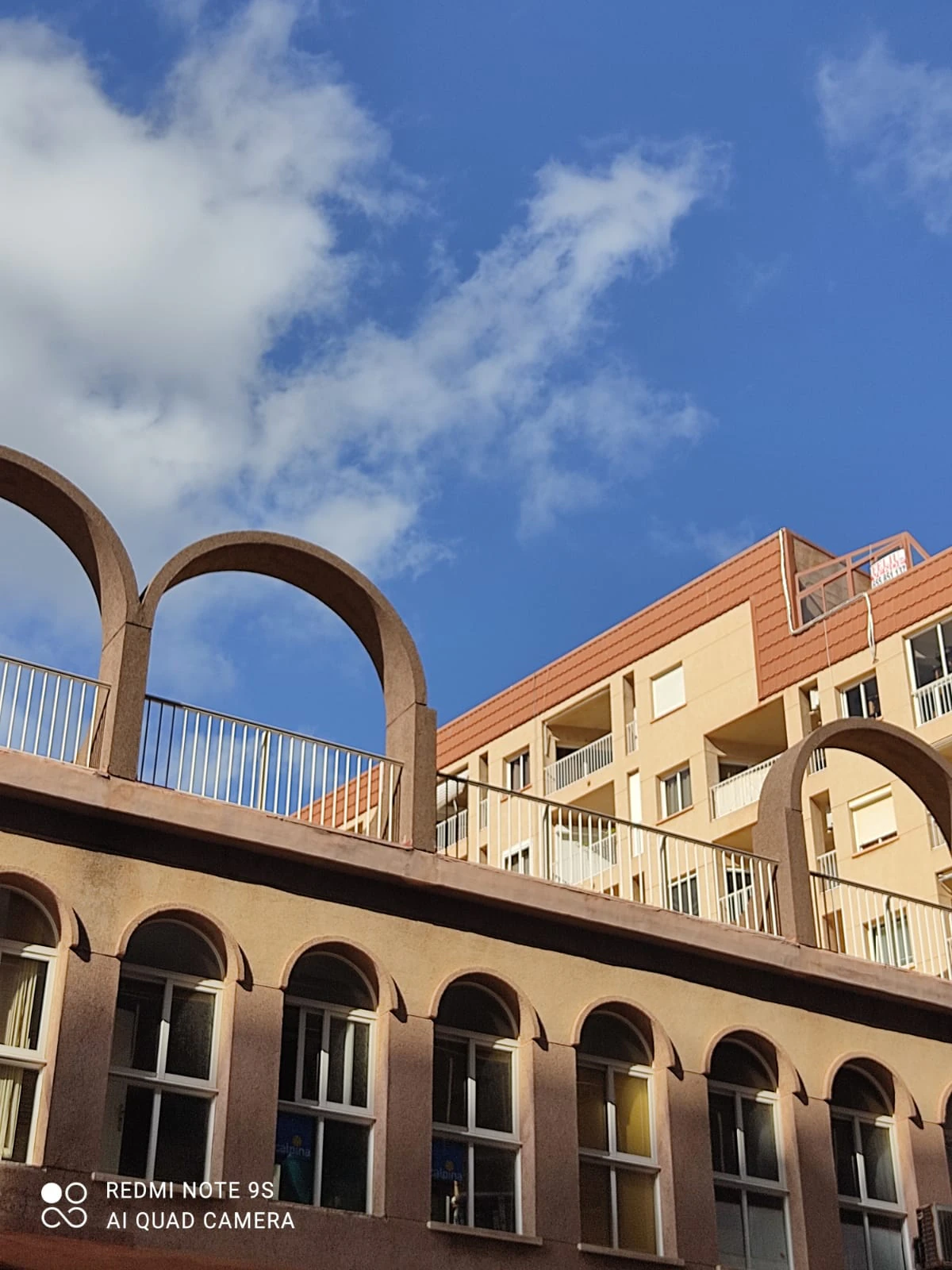 apartamento céntrico con vistas al mar y terraza