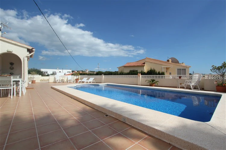 Villa con vistas al Peñon