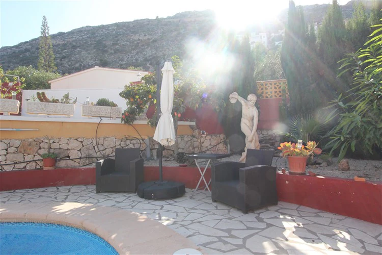 Bonita villa a la venta en Maryvilla
