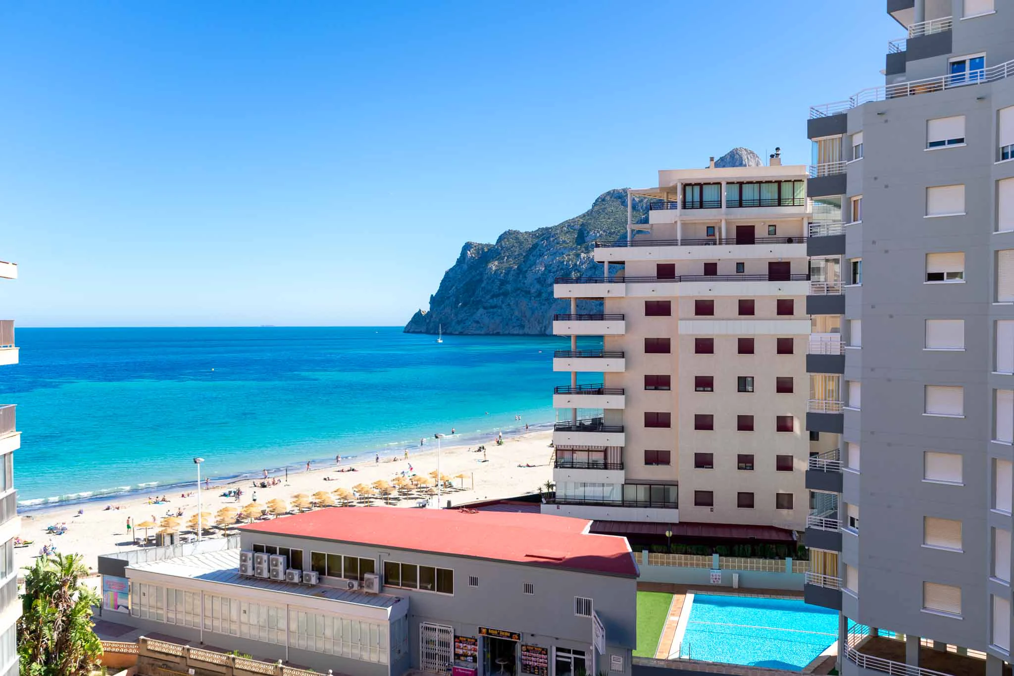 APARTAMENTO REFORMADO EN LA FOSSA CON VISTAS AL MAR
