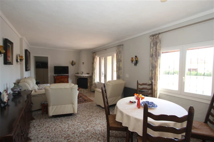 Villa con vistas al Peñon