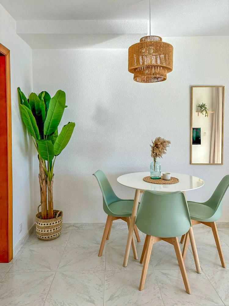 APARTAMENTO REFORMADO EN LA FOSSA CON VISTAS AL MAR