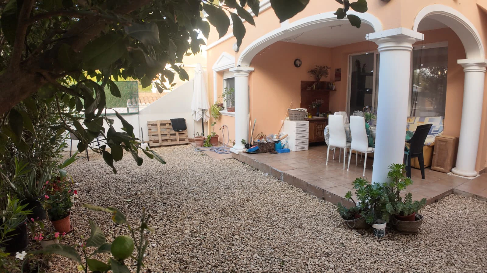 ENCANTADOR BUNGALOW