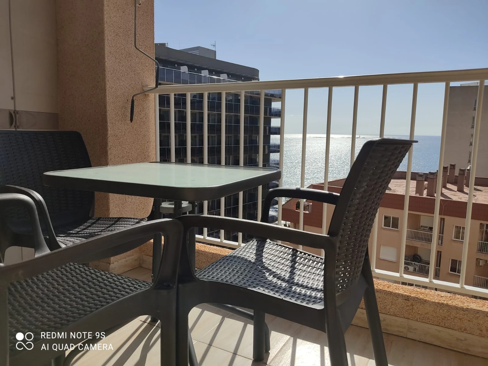 apartamento céntrico con vistas al mar y terraza