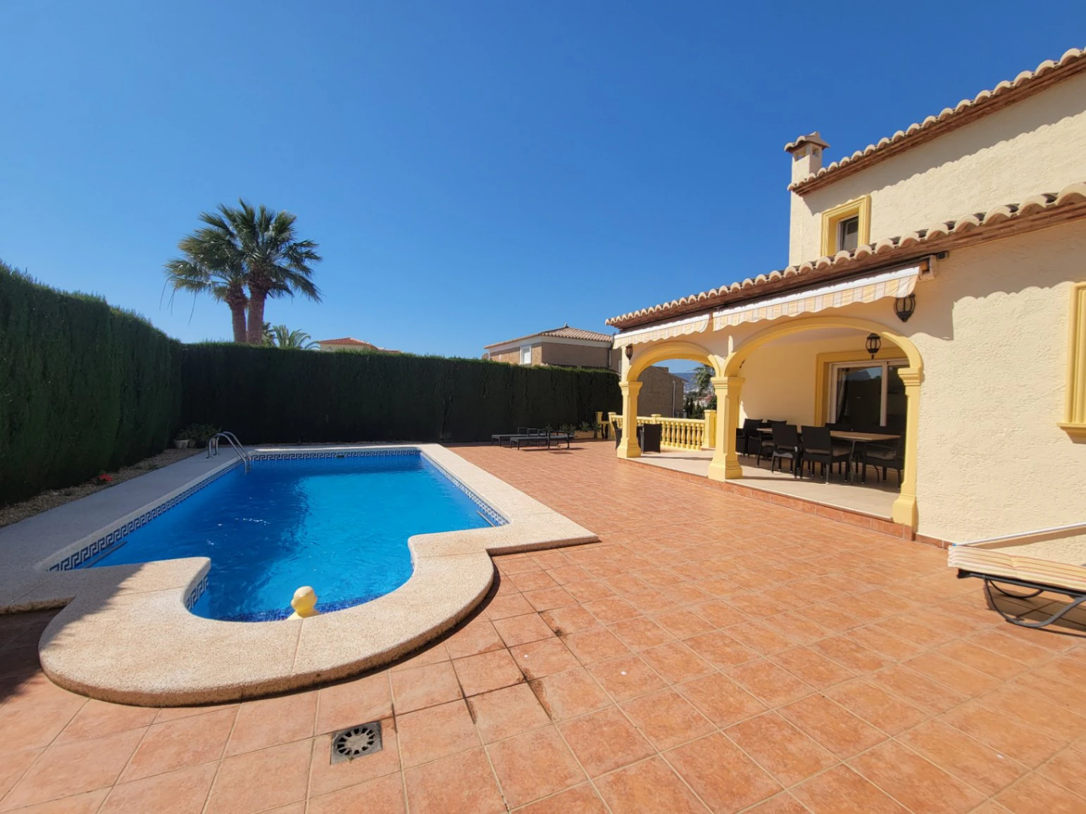 VILLA UBICADA EN MUY BUENA ZONA