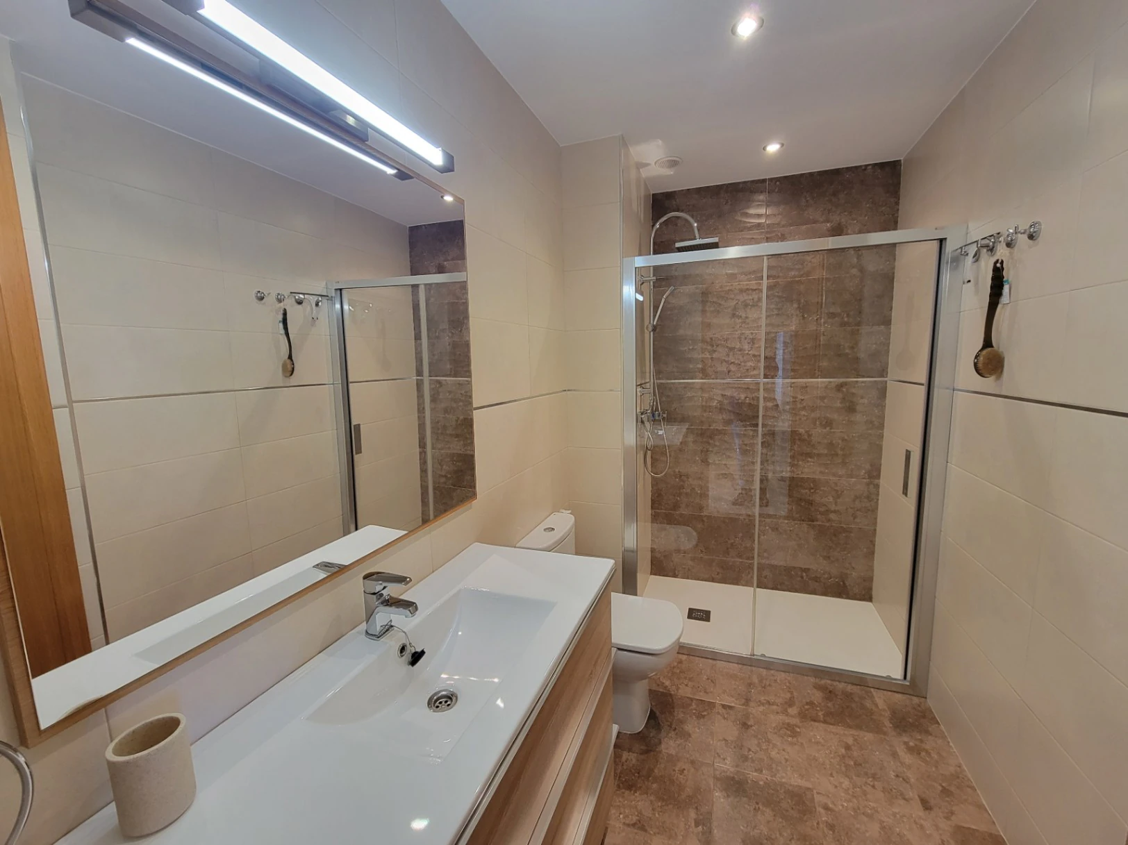 APARTAMENTO CERCA DE TODOS LOS SERVICIOS Y DE LA PLAYA