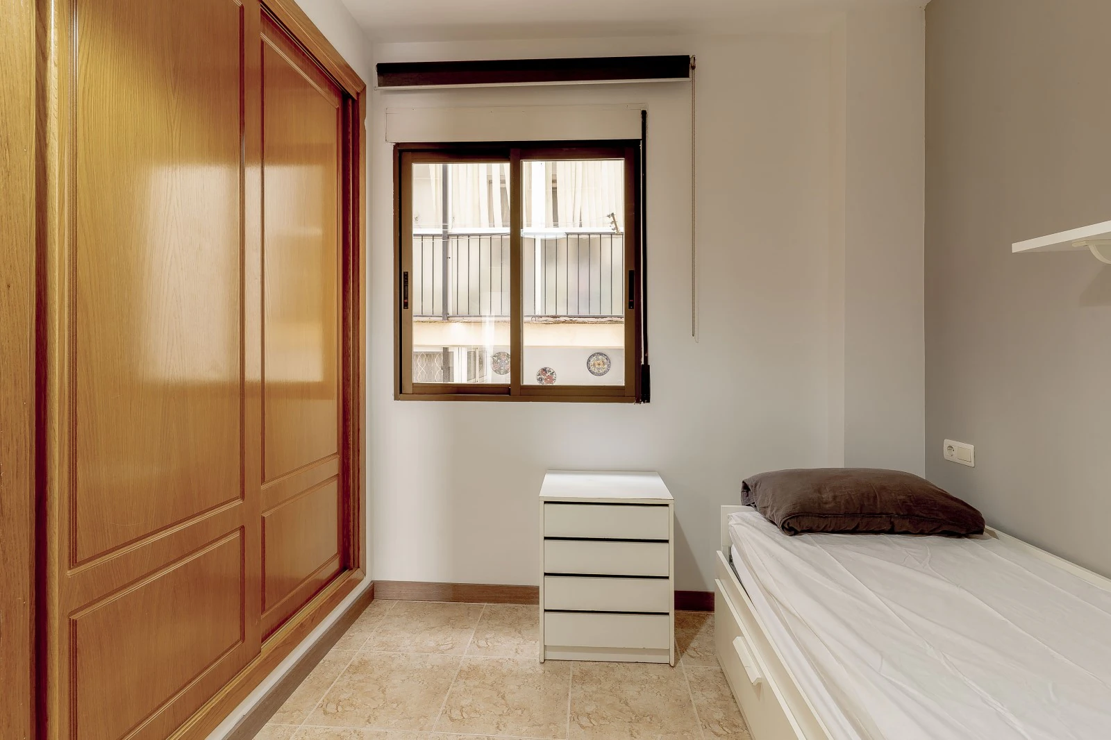 BONITO APARTAMENTO TOTALMENTE RENOVADO