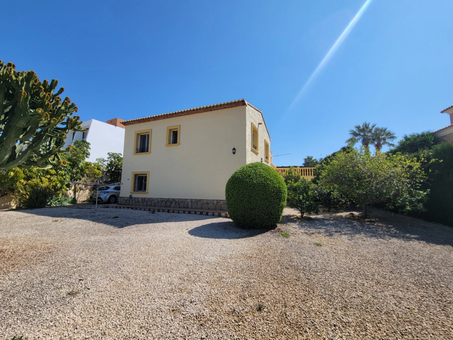 VILLA UBICADA EN MUY BUENA ZONA