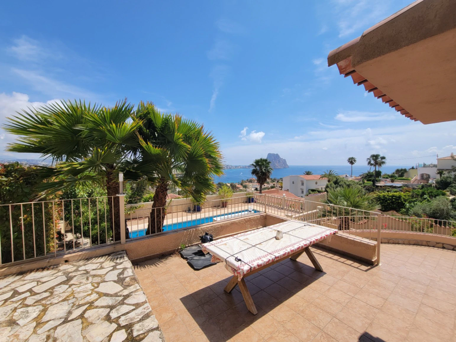 VILLA EN MARYVILLA CON VISTAS ESPECTACULARES