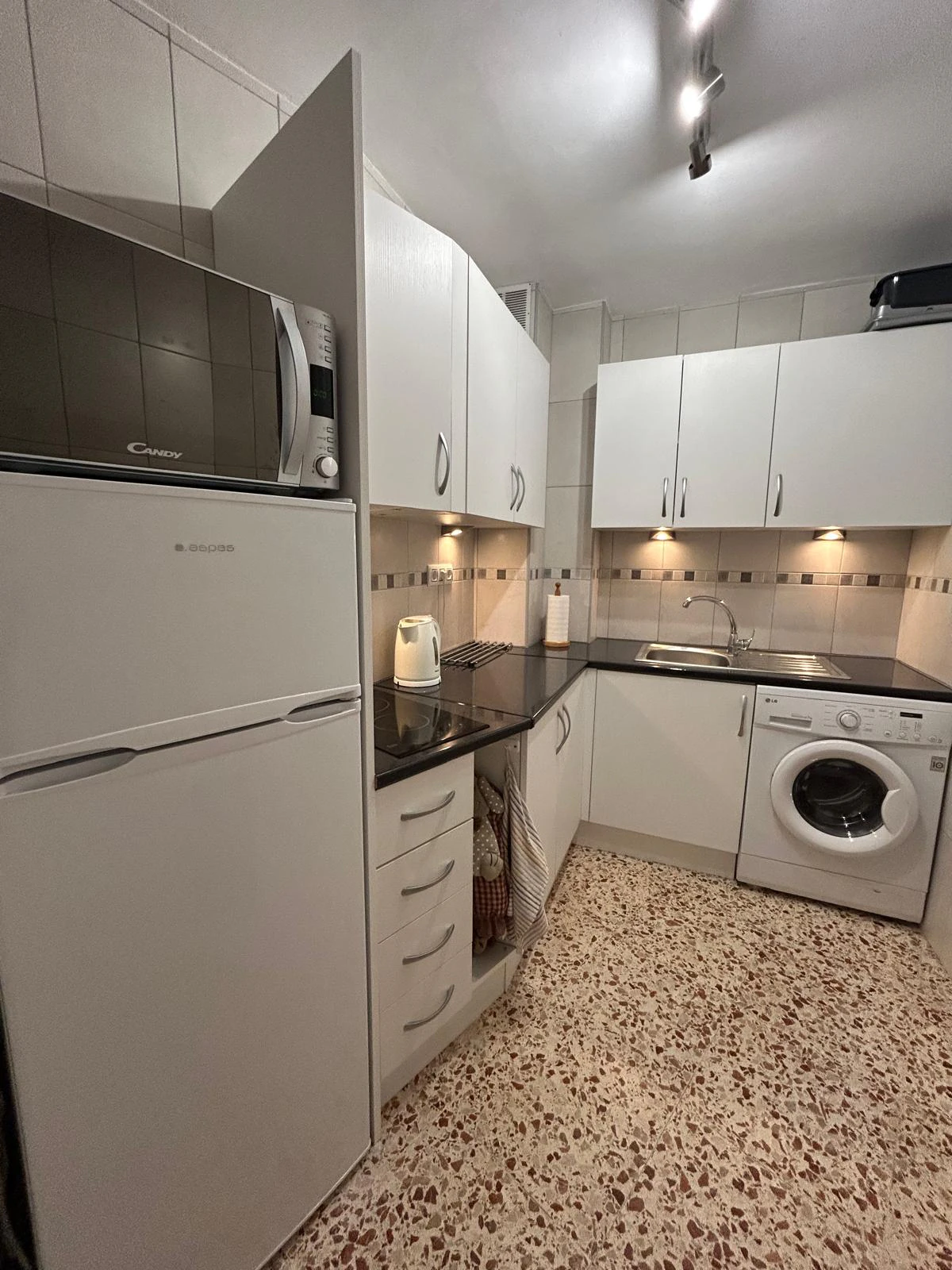APARTAMENTO CÉNTRICO
