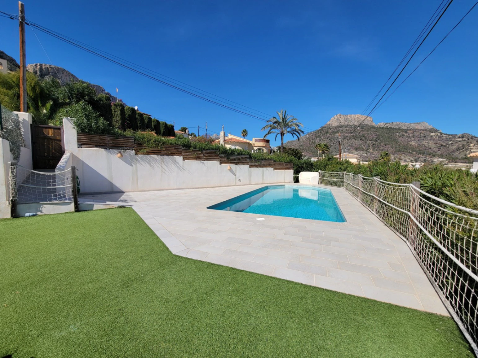VILLA EN MARYVILLA CON VISTAS ESPECTACULARES CON PROYECTO MODERNO