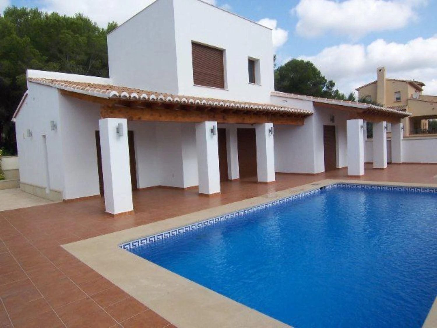 2 Estupendas villas en una zona tranquila y verde.