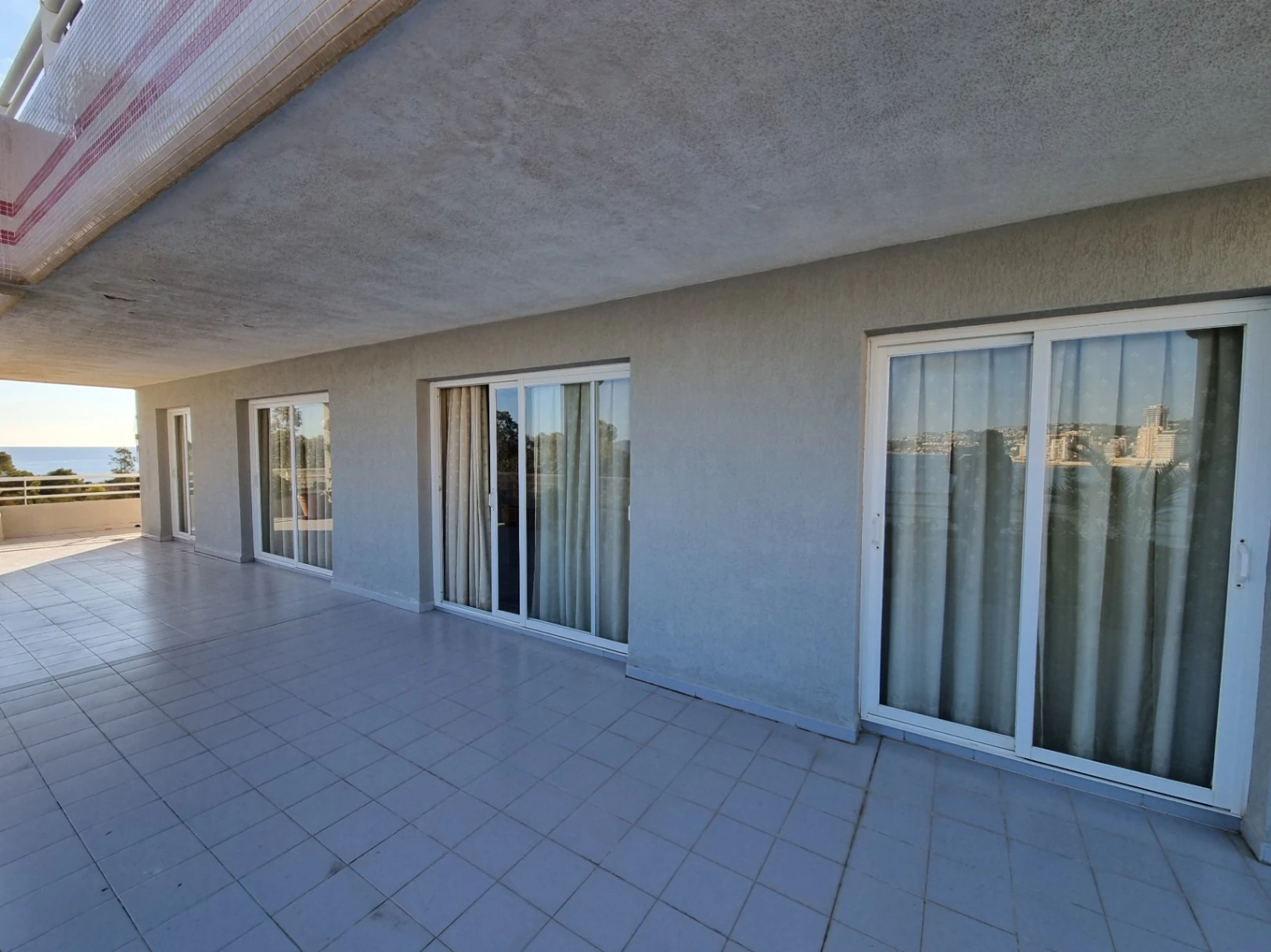 APARTAMENTO SITUADO EN PRIMERA LINEA