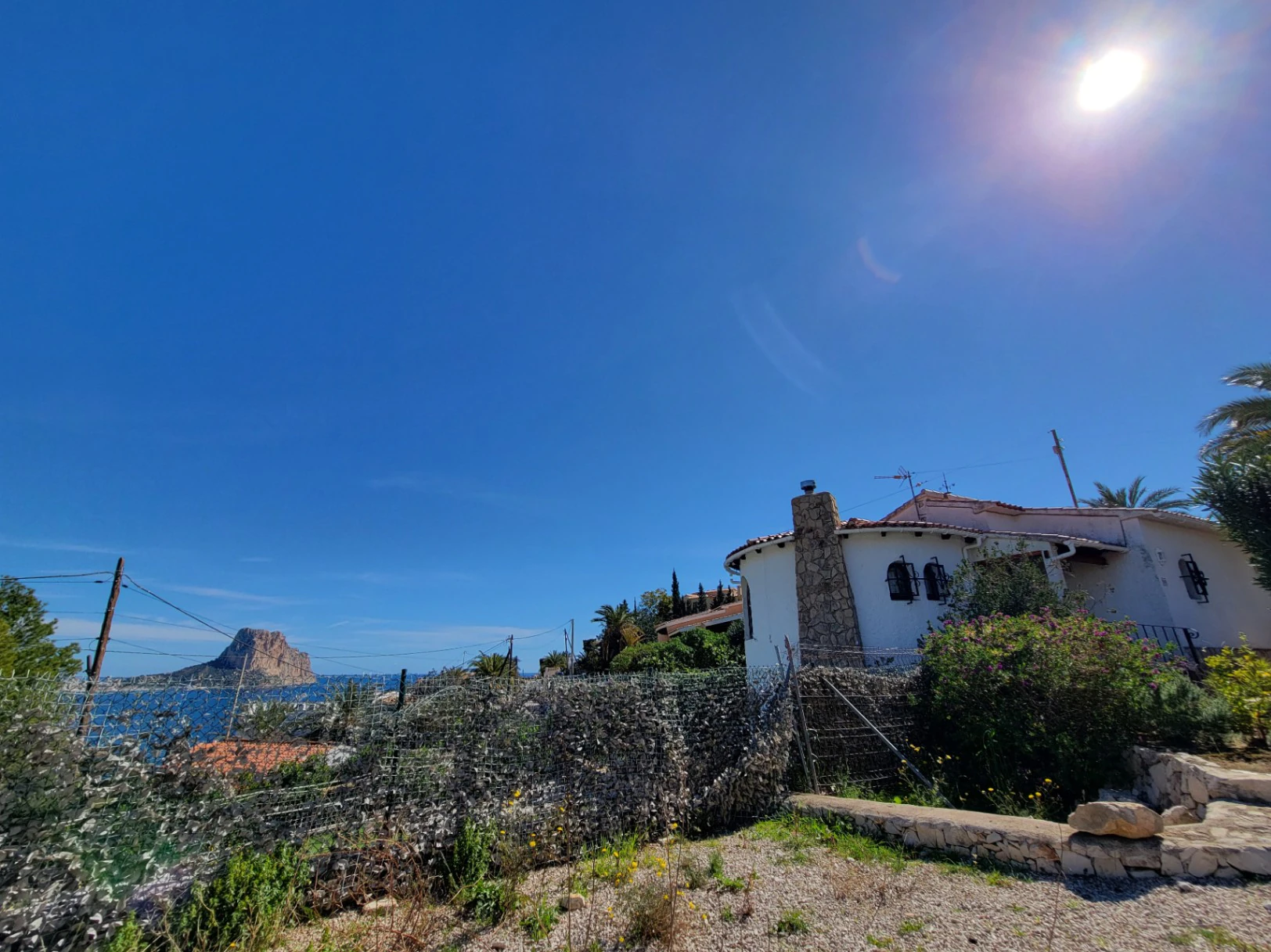 VILLA EN MARYVILLA CON VISTAS ESPECTACULARES CON PROYECTO MODERNO