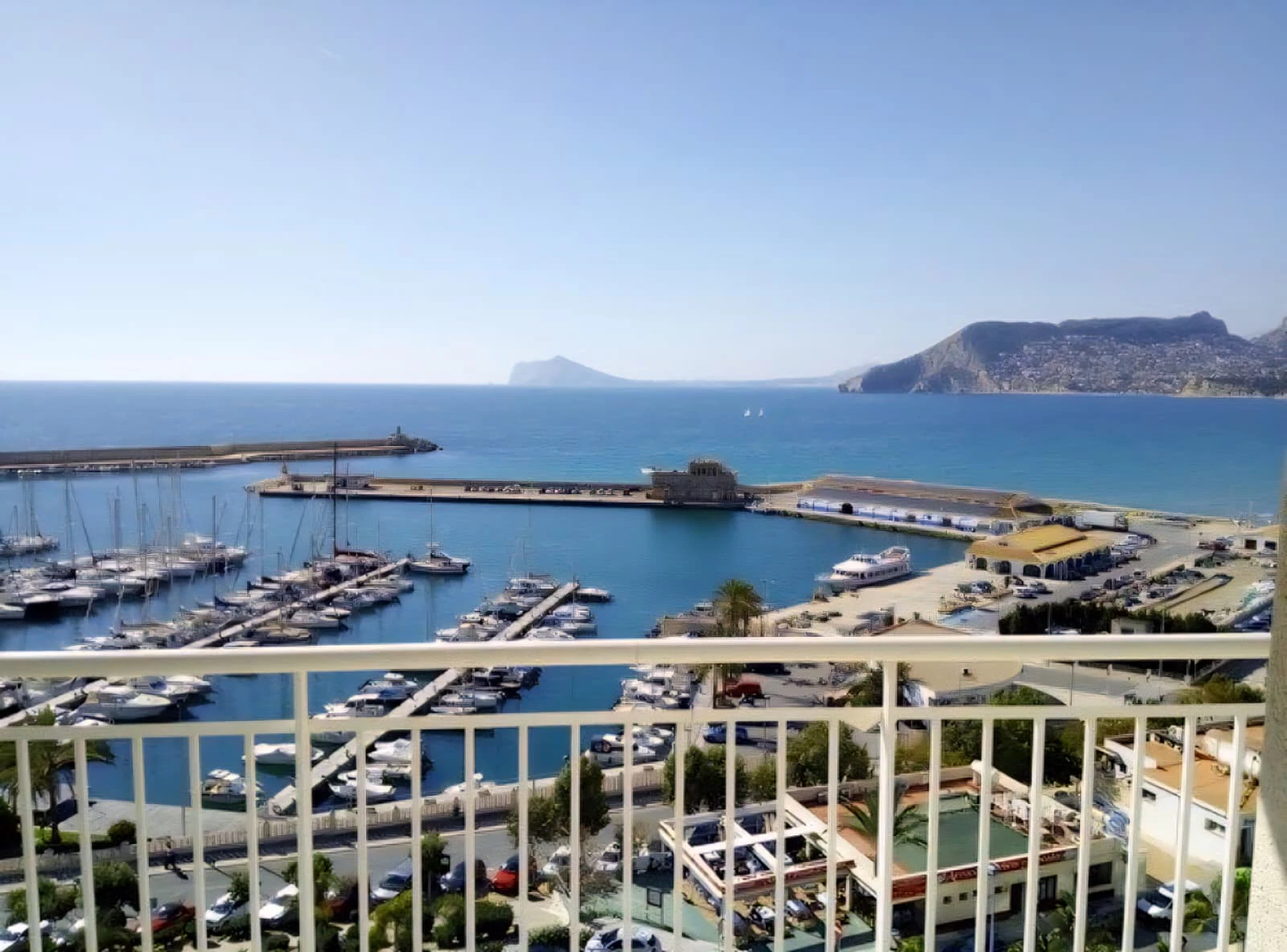Apartamento en venta de 2 habitaciones en Calpe, Puerto