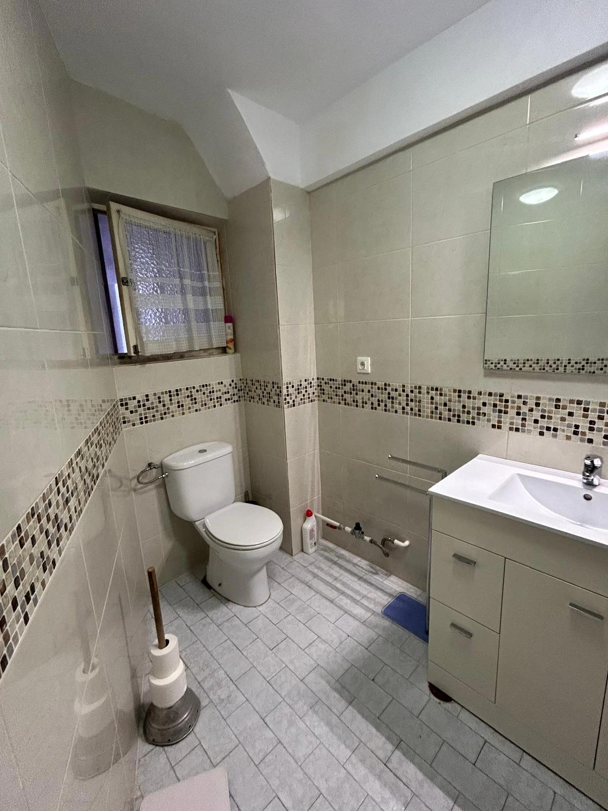 APARTAMENTO CÉNTRICO