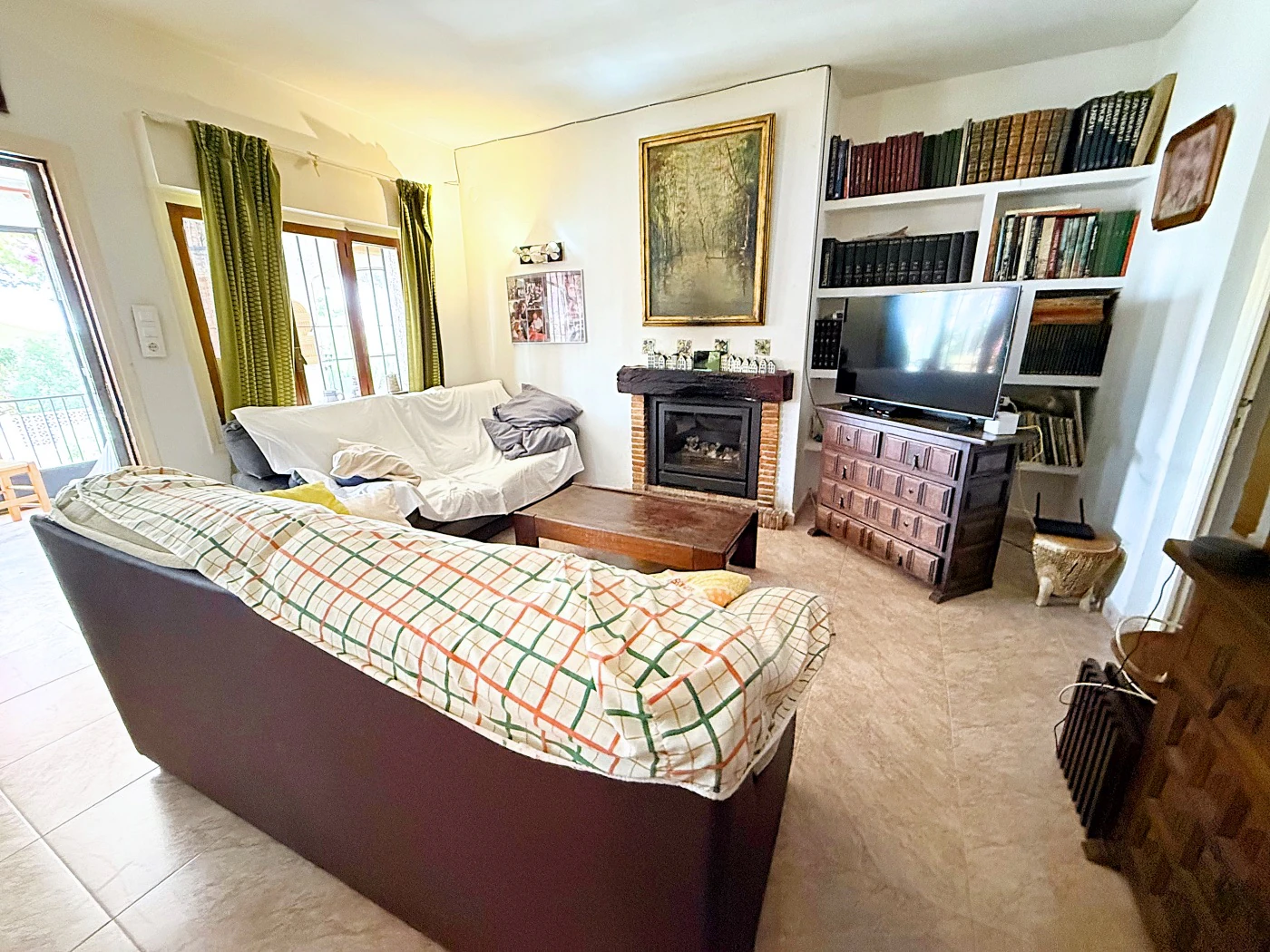 Encantadora Villa en Calpe con Vistas Panorámicas en Zona Residencial Exclusiva
