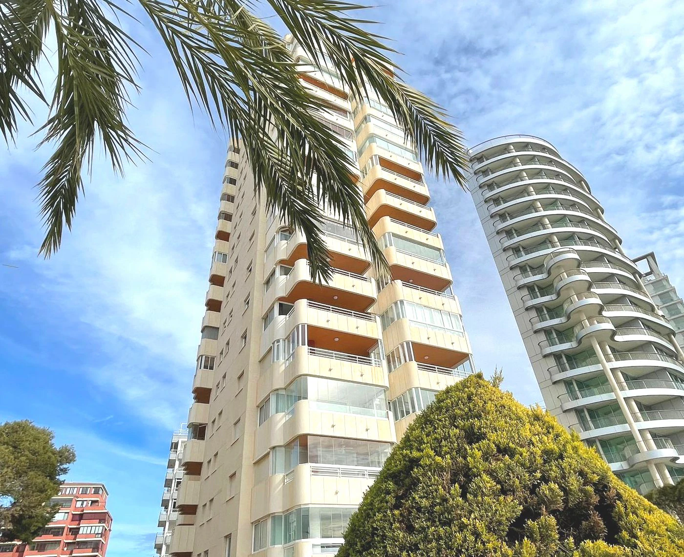 Tu rincón frente al Mediterráneo: luz, mar y tranquilidad en Calpe