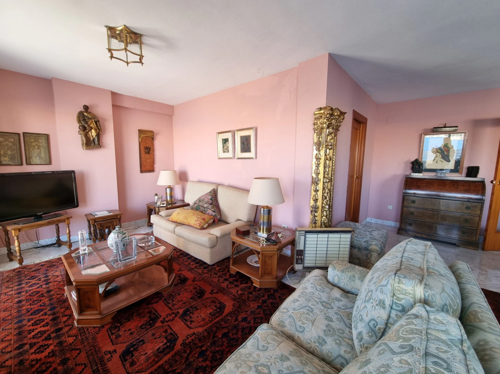 APARTAMENTO SITUADO EN PRIMERA LINEA