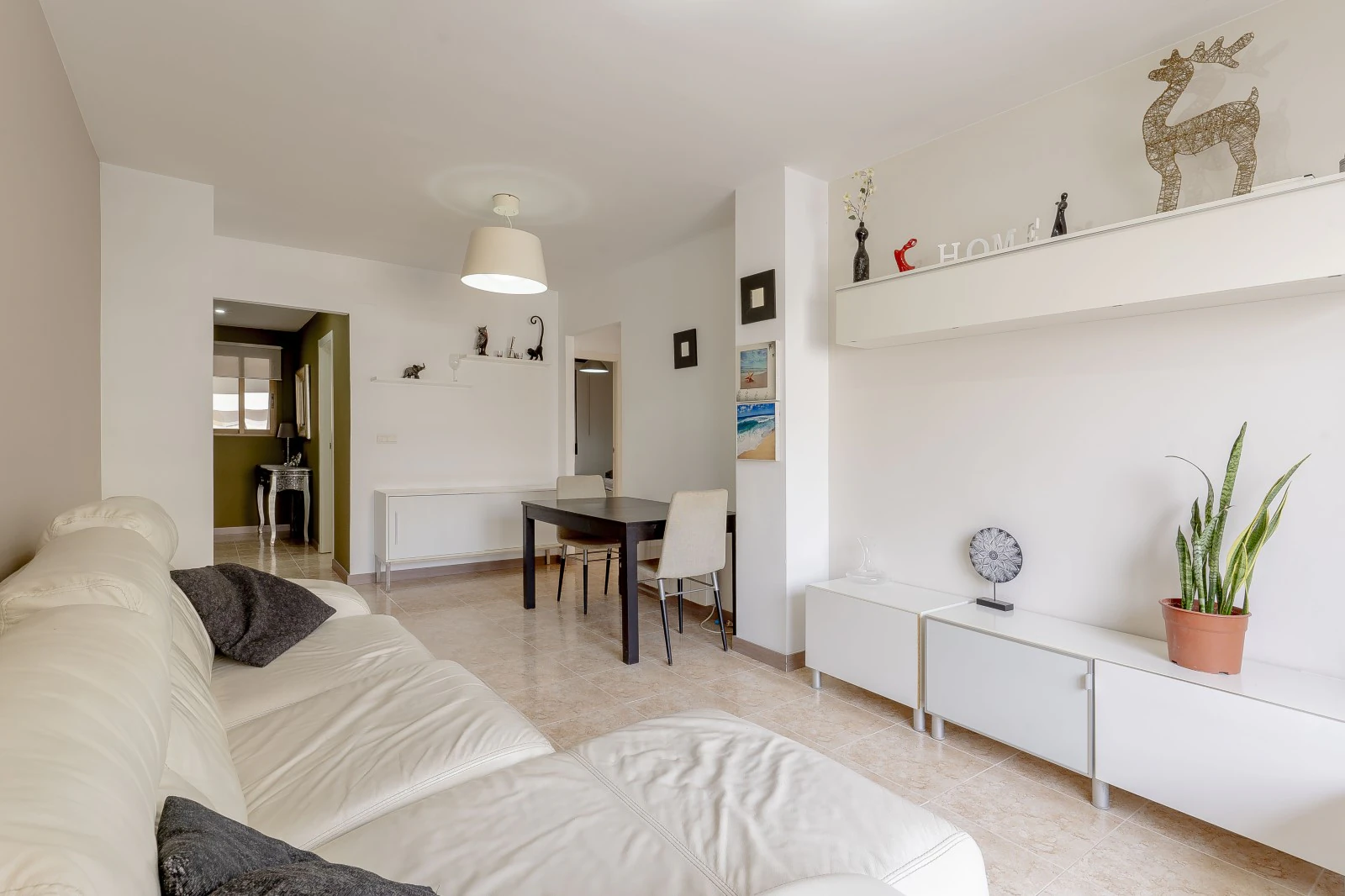 BONITO APARTAMENTO TOTALMENTE RENOVADO