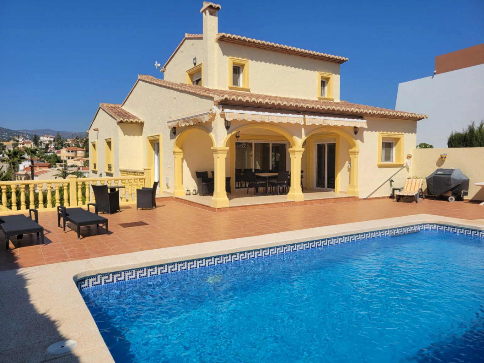 VILLA UBICADA EN MUY BUENA ZONA