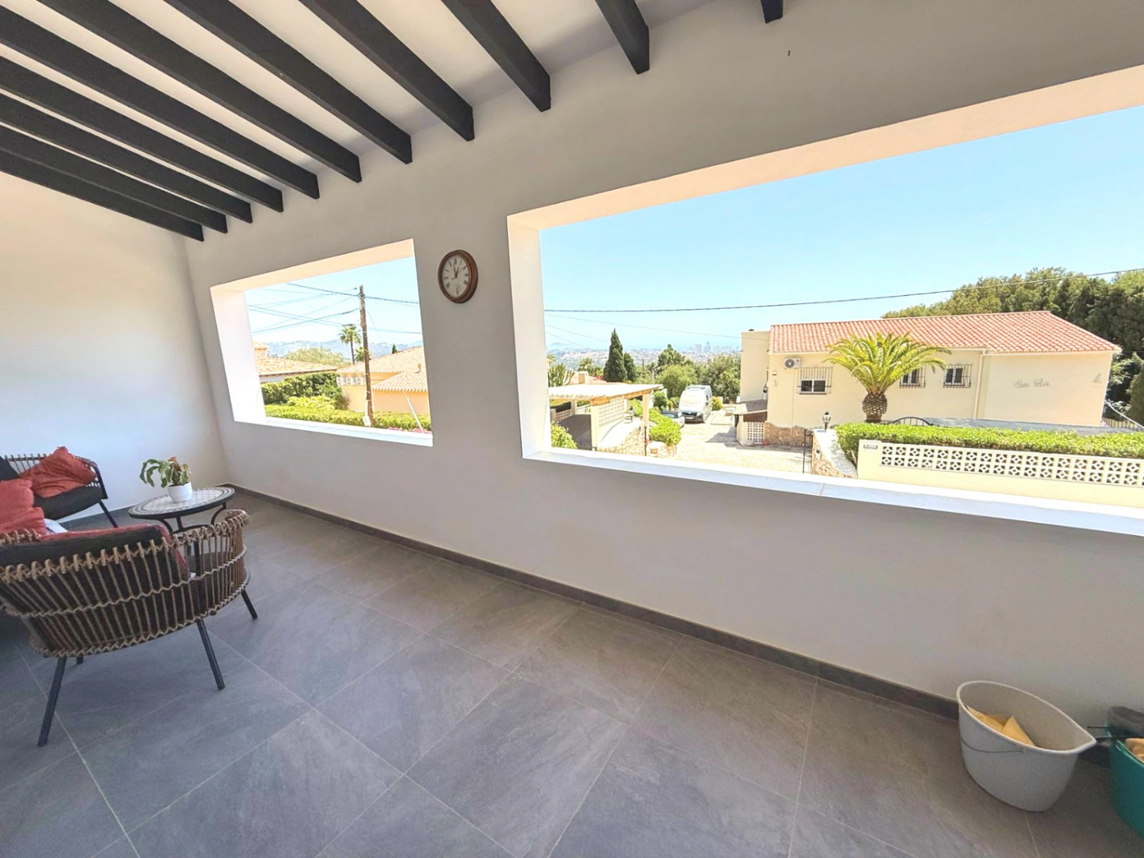Villa moderna en una sola planta , ideal para vivir todo el año