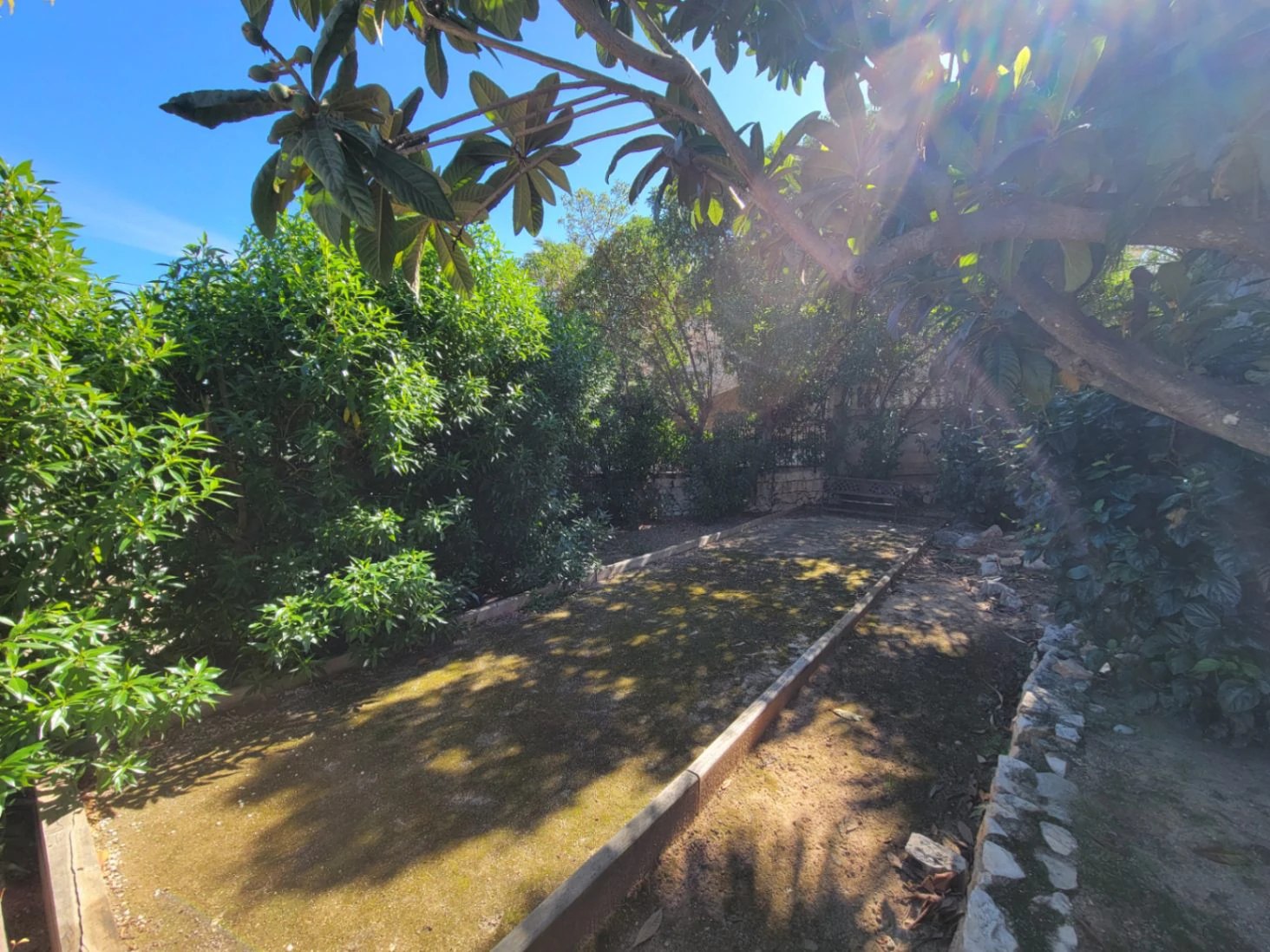 VILLA EN MARYVILLA CON VISTAS ESPECTACULARES CON PROYECTO MODERNO