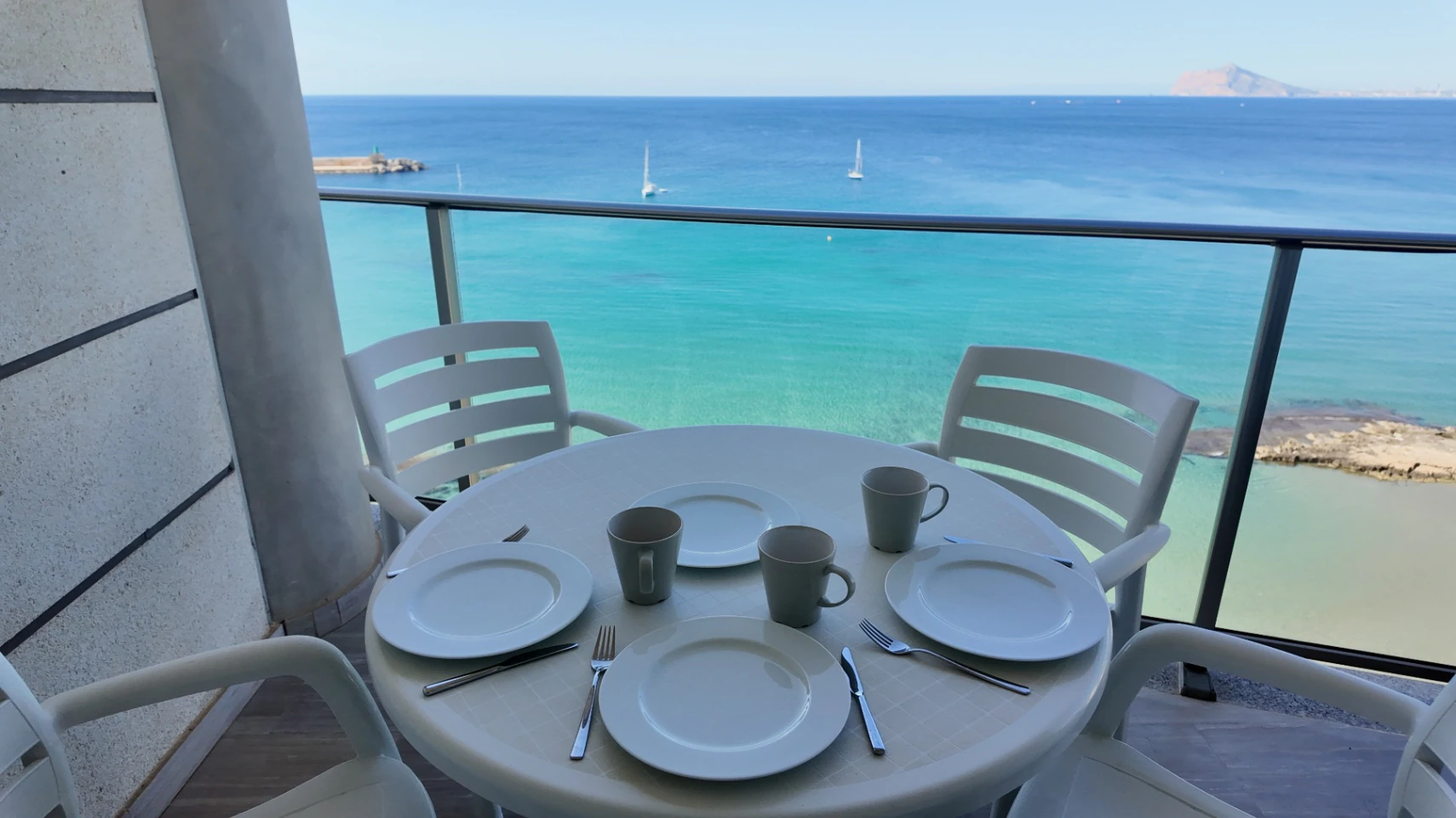 Apartamento en venta de 3 dormitorios en Puerto, Calpe.