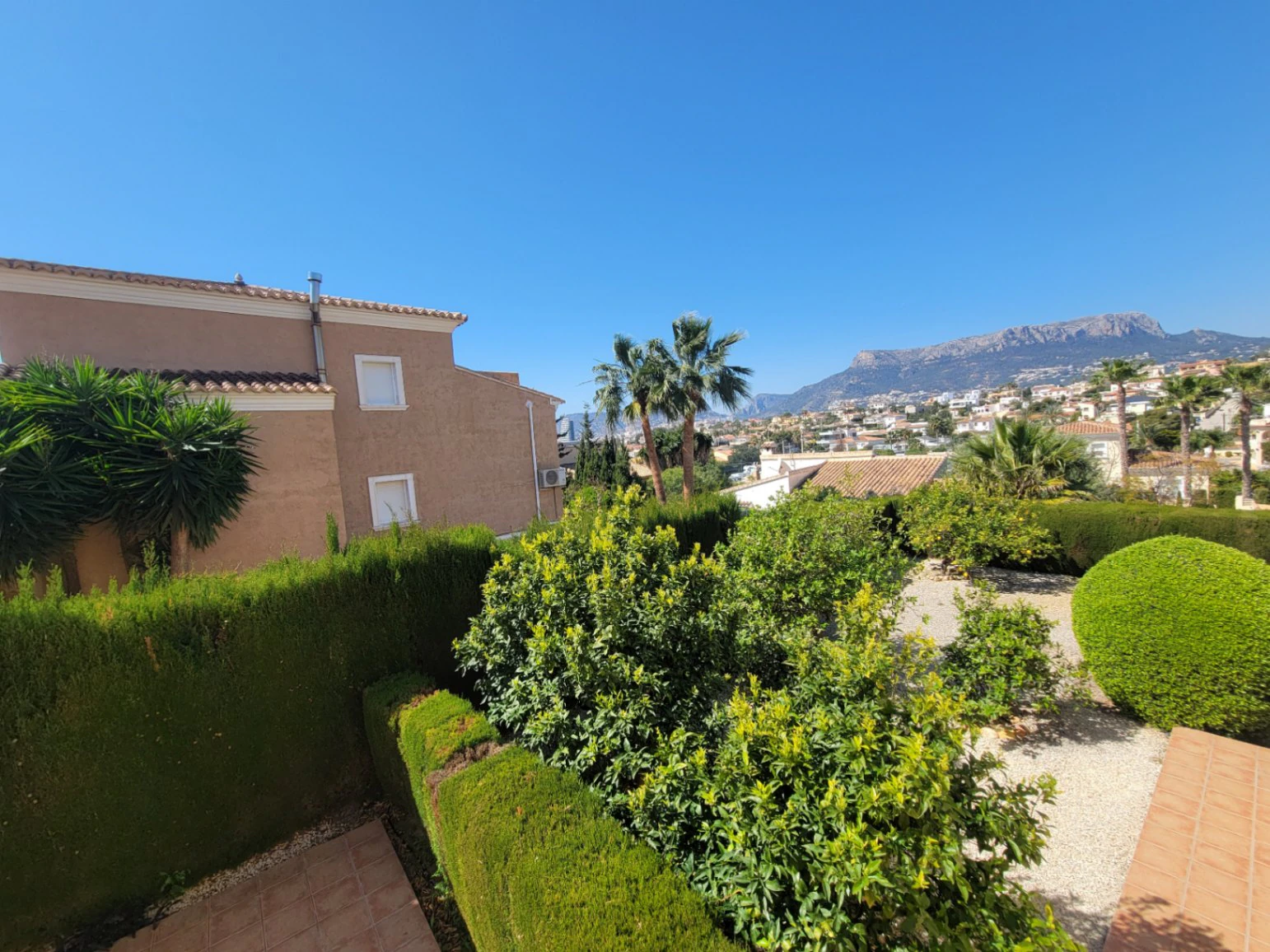 VILLA UBICADA EN MUY BUENA ZONA