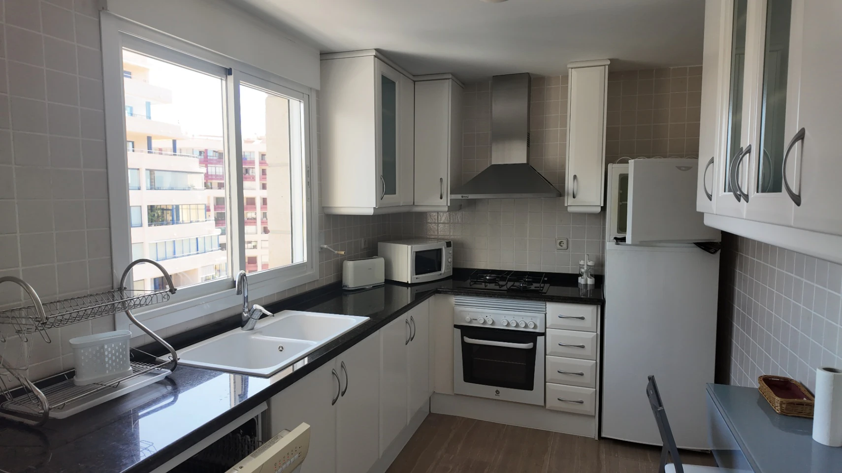 Apartamento en venta de 3 dormitorios en Puerto, Calpe.