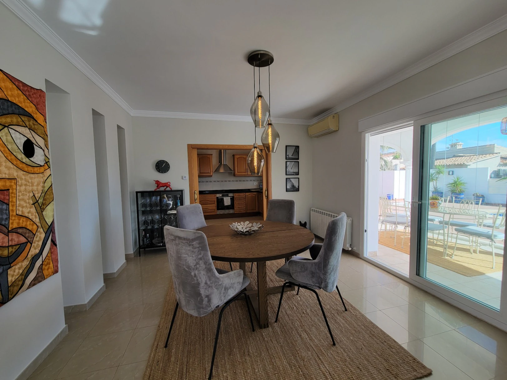 VILLA MUY BONITA Y REFORMADA CERCA DE CALPE