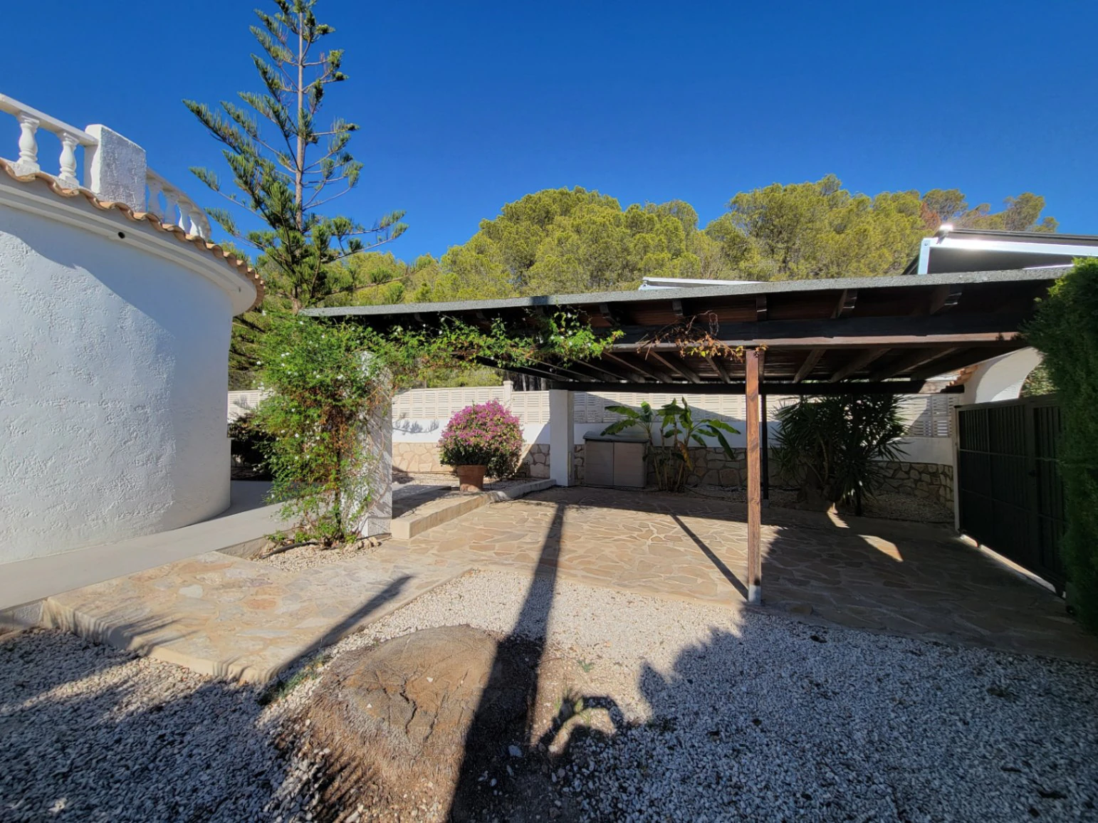 VILLA PRECIOSA CERCA DE TODOS LOS SERVICIOS