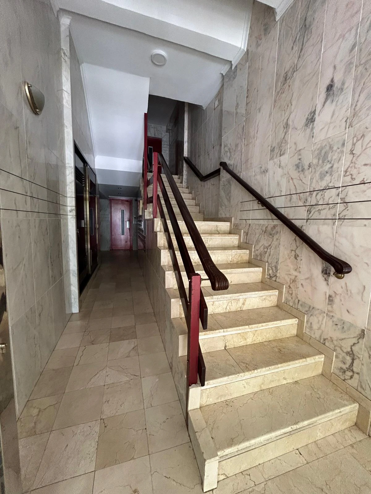 APARTAMENTO CÉNTRICO