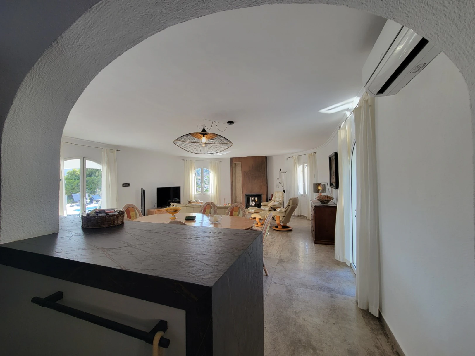 VILLA PRECIOSA CERCA DE TODOS LOS SERVICIOS