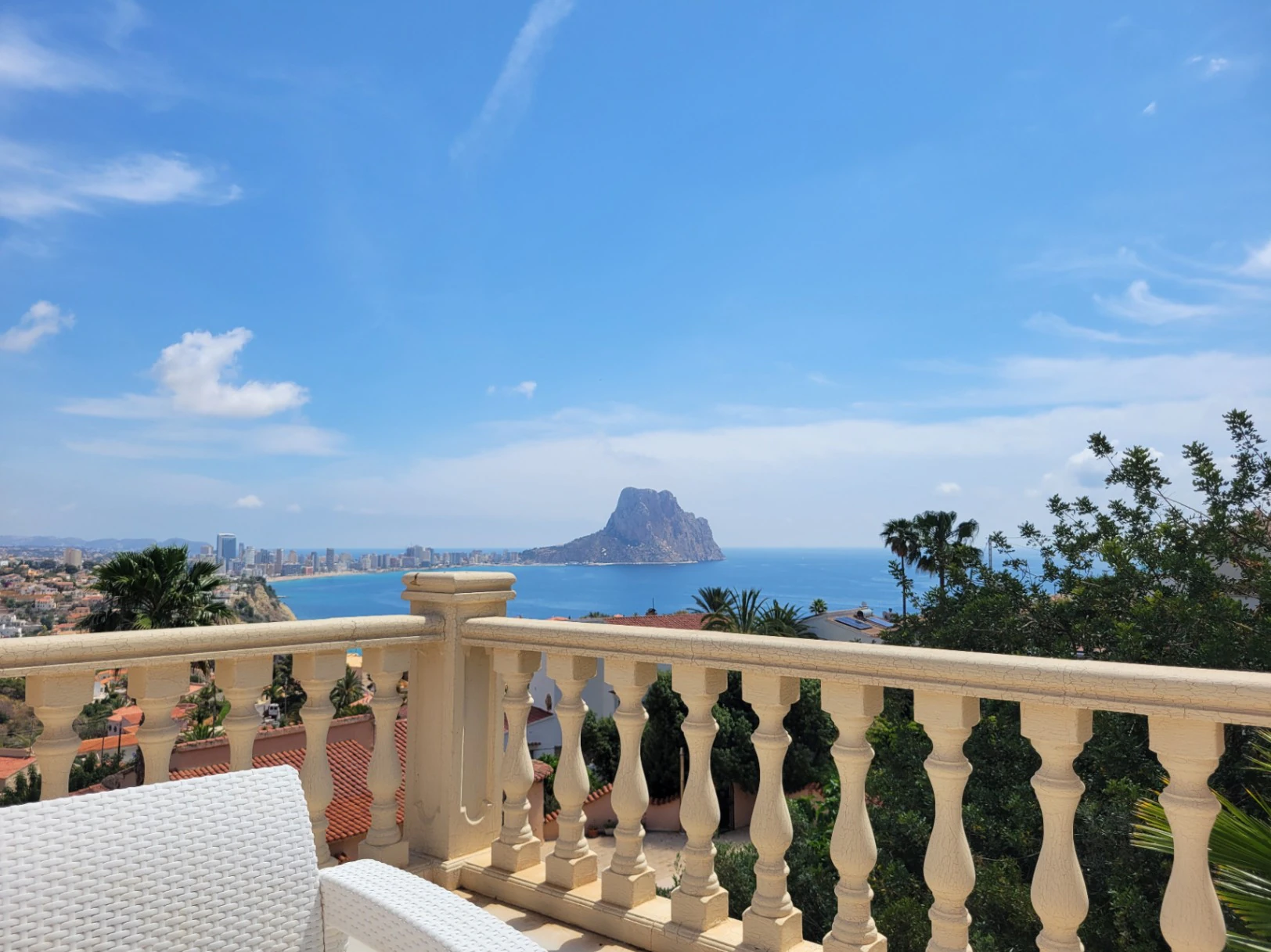 VILLA EN MARYVILLA CON VISTAS ESPECTACULARES